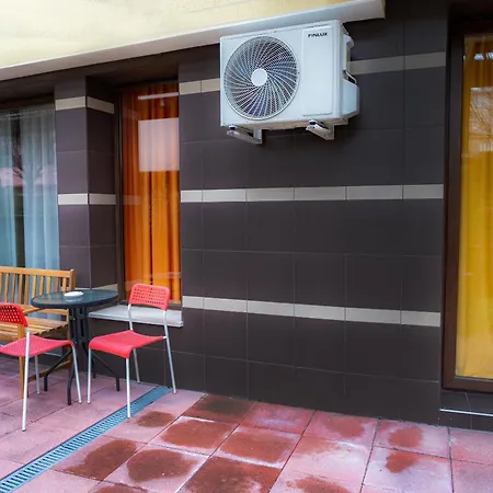 Apartament Claire With Garden Sofia