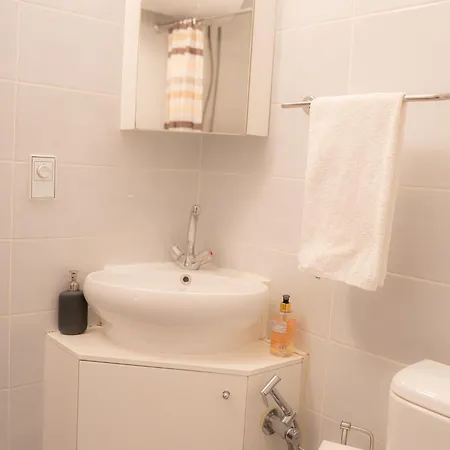 Apartament Claire With Garden *