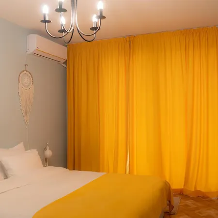 Apartamento Claire With Garden