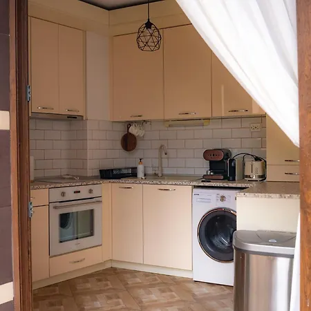 Quiet Garden Retreat, Private Patio Free Parking * Sofia